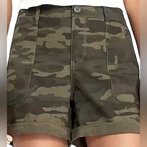Social Standard by Sanctuary Hero shorts XXL camo NWOT